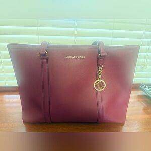 Michael Kors Jet Set Travel Large Saffiano Leather Tote Bag